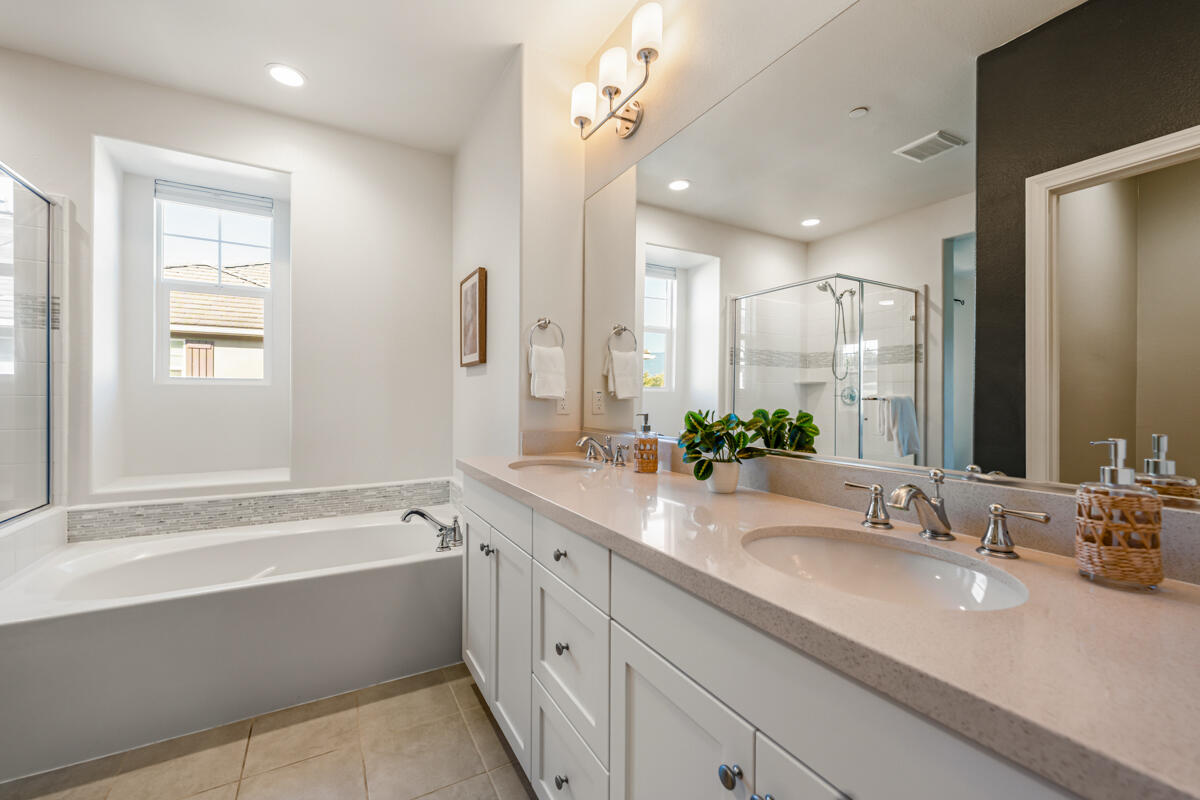 6578 Pipeline Place