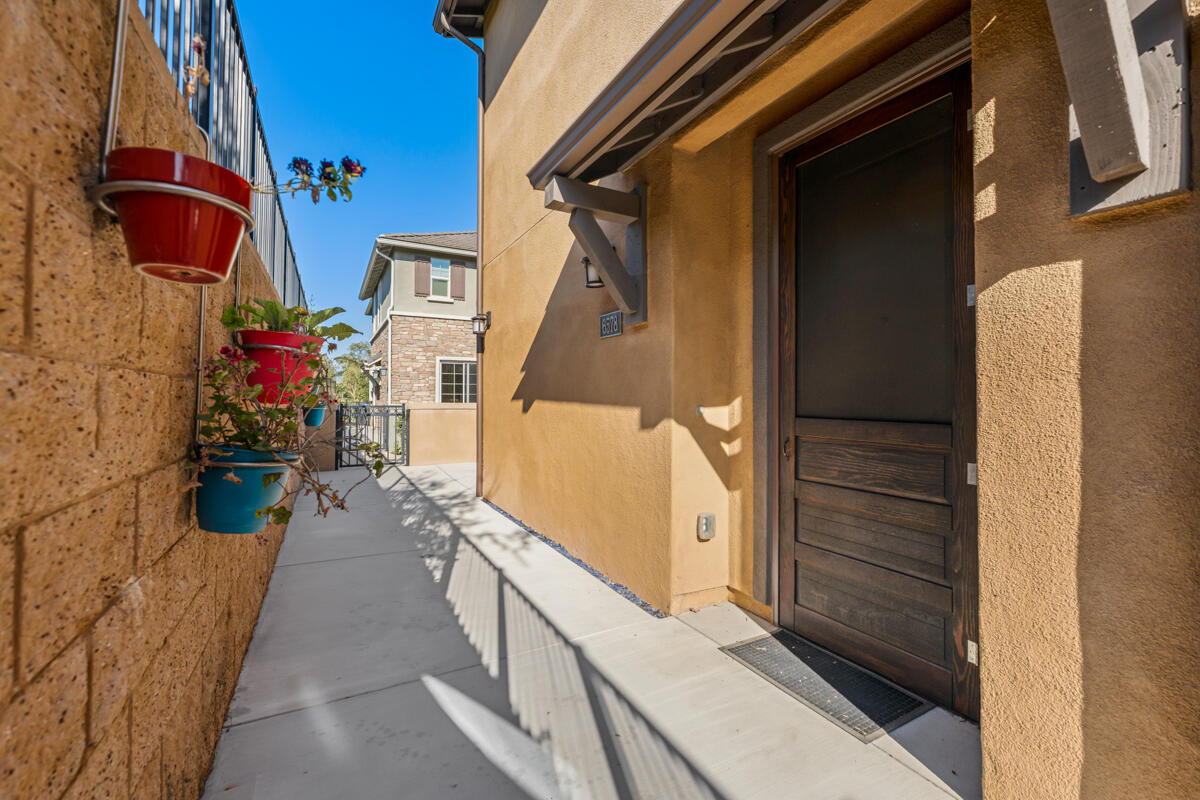 6578 Pipeline Place