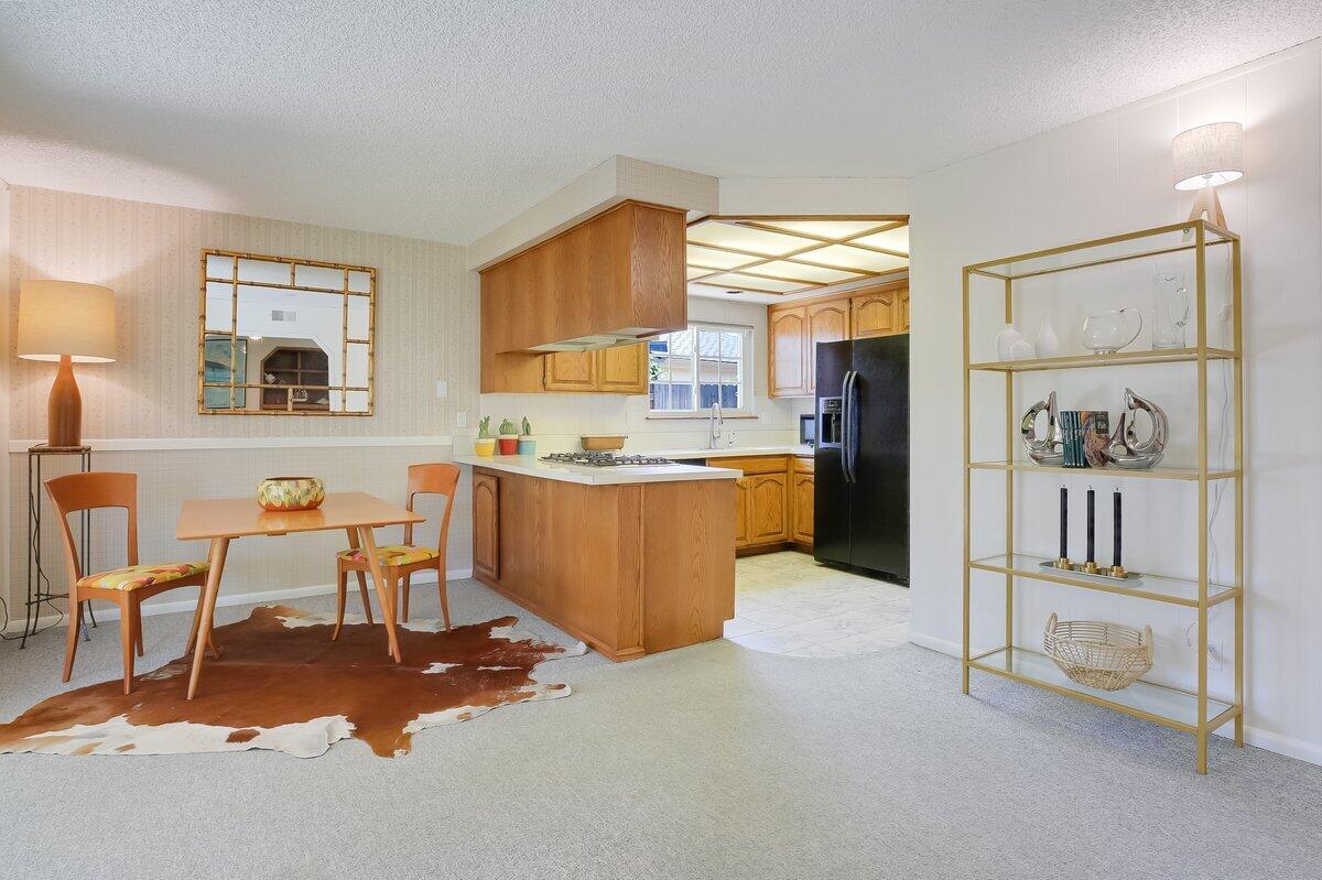 86 Deerhurst Drive
