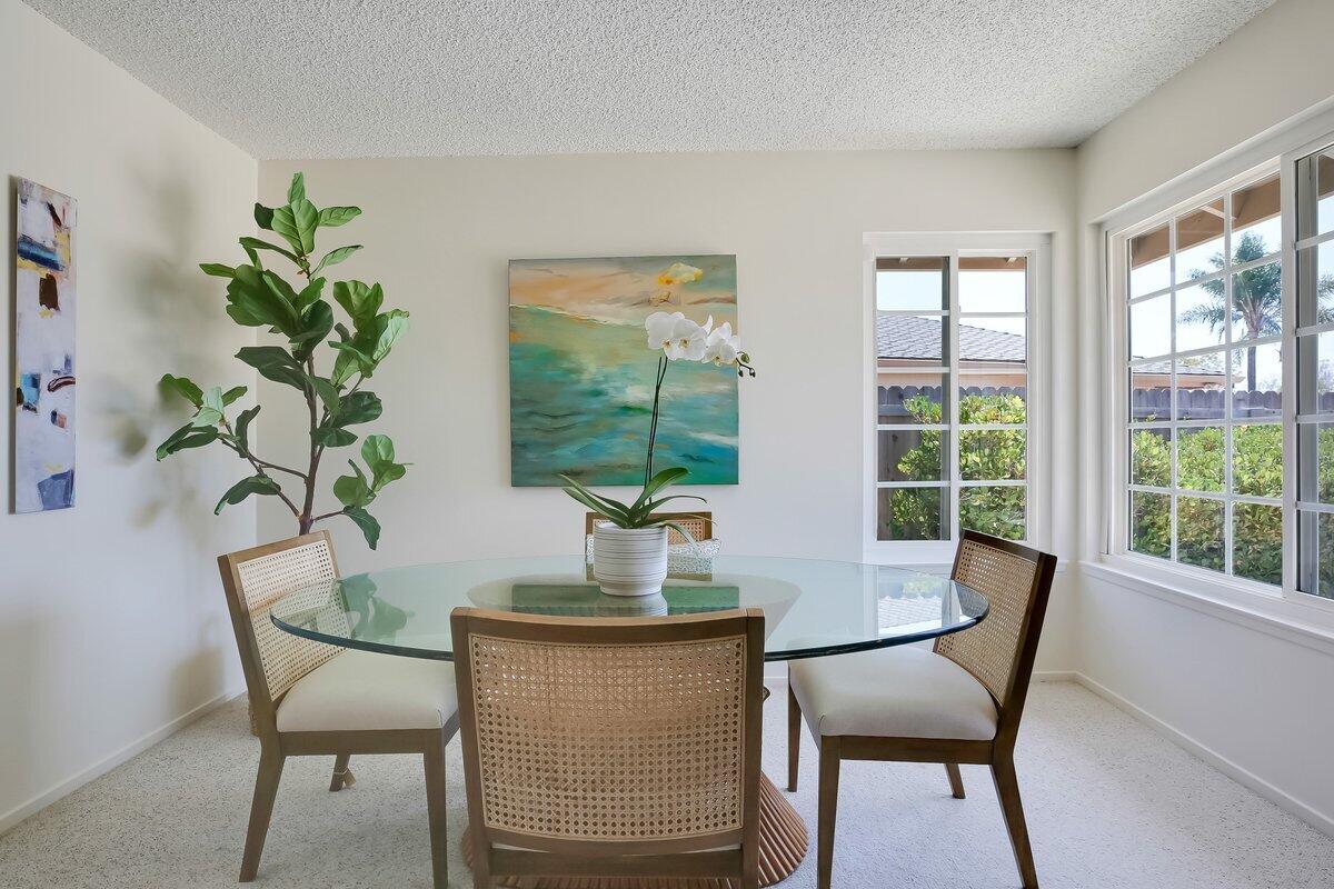86 Deerhurst Drive