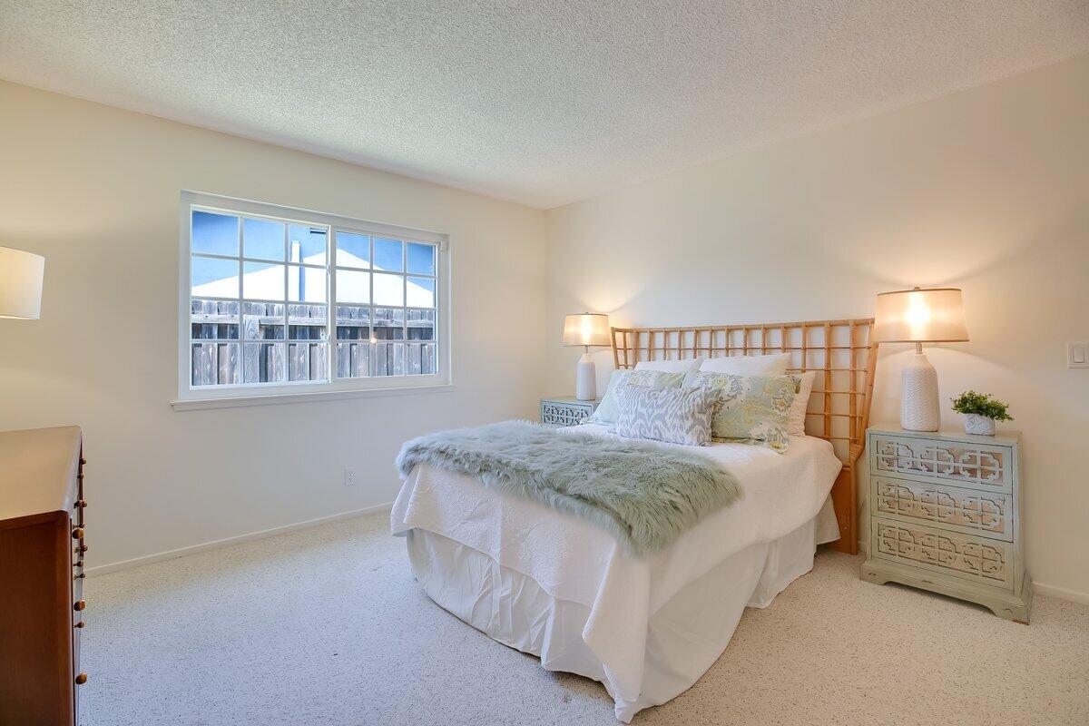 86 Deerhurst Drive