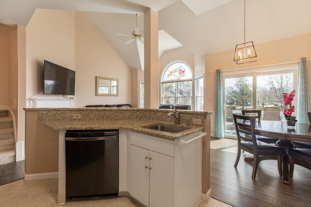 1200 Salem St Unit: 111