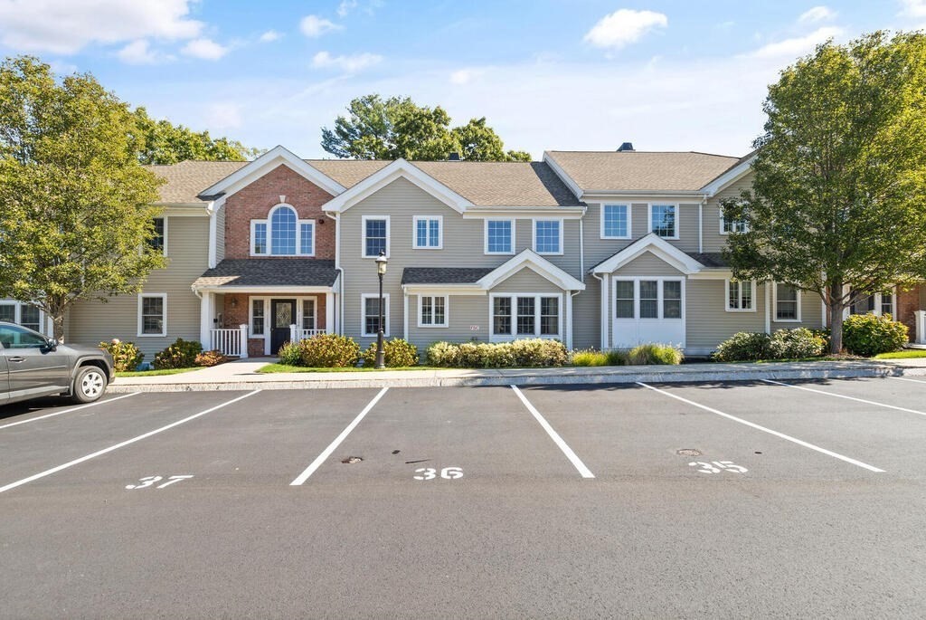 410 Salem Street Unit: 1104