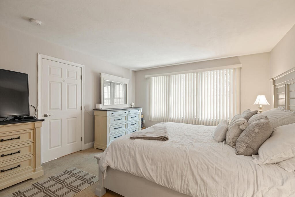 410 Salem Street Unit: 1104