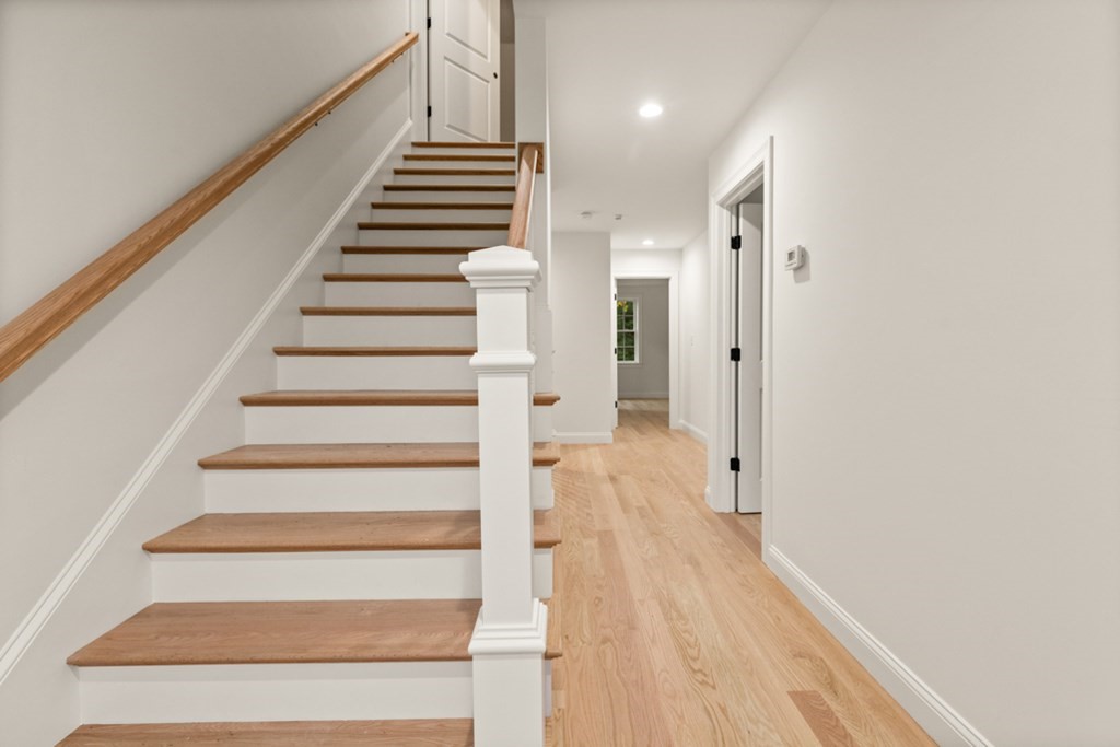 68 Prospect St Unit: 2