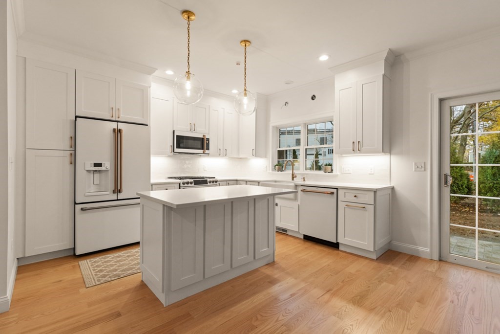 68 Prospect St Unit: 4