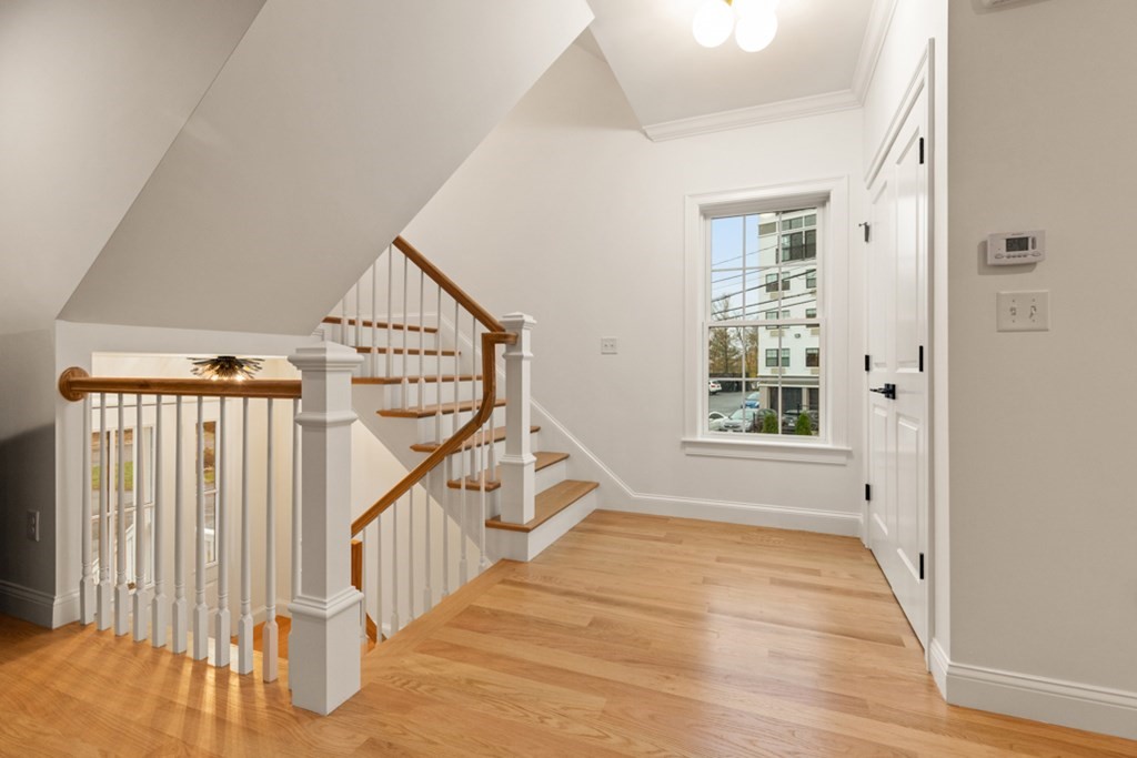 68 Prospect St Unit: 4