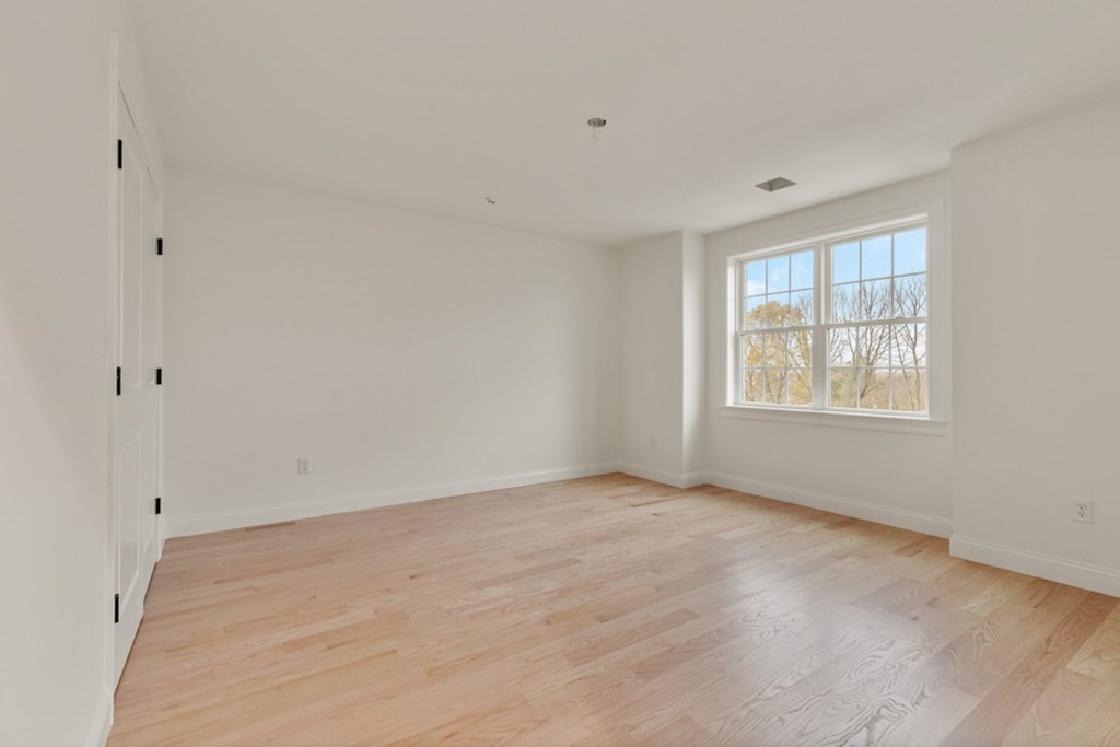 68 Prospect St Unit: 4