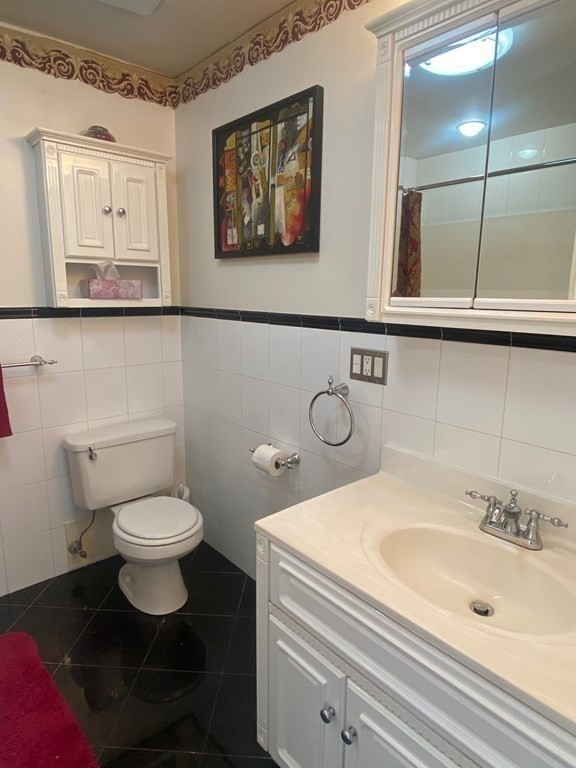 One Atkinson Drive Unit: 1