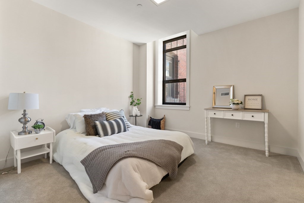 121 Portland St Unit: 511