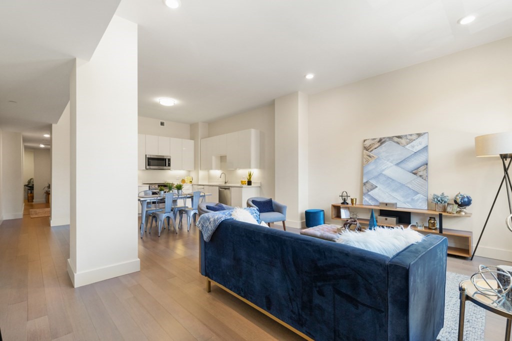 121 Portland St Unit: 511