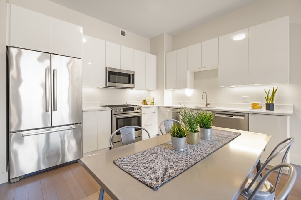 121 Portland St Unit: 511