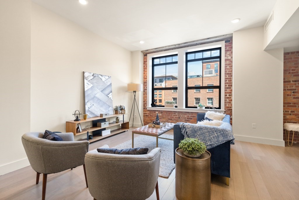 121 Portland St Unit: 511