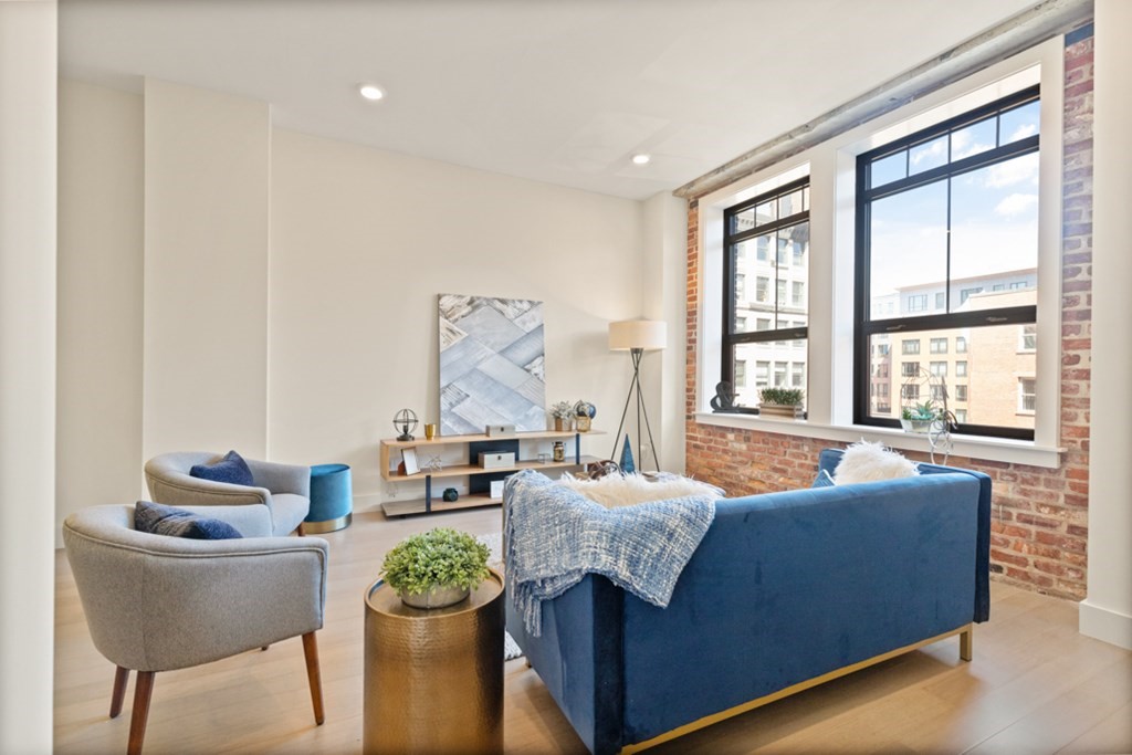 121 Portland St Unit: 511