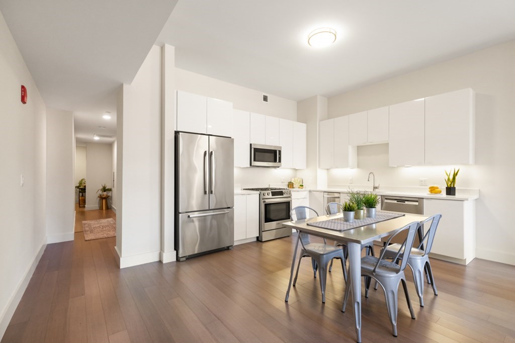 121 Portland St Unit: 511