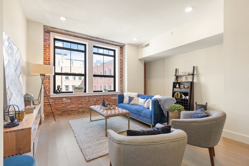 121 Portland St Unit: 511