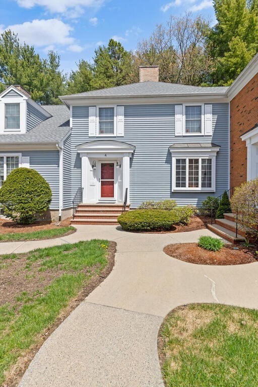 4 Bellingham Ct Unit: 4