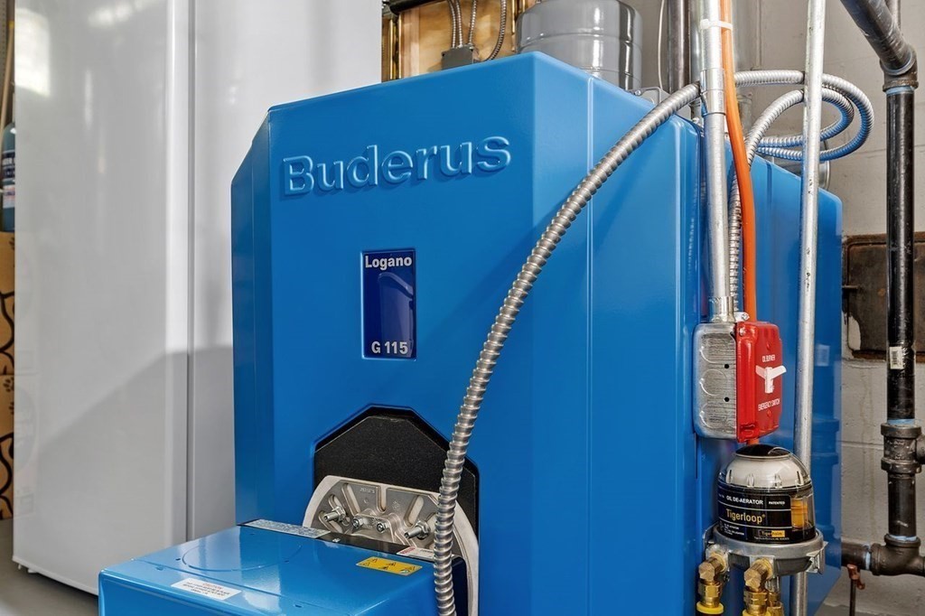 23 Pillings Pond Road