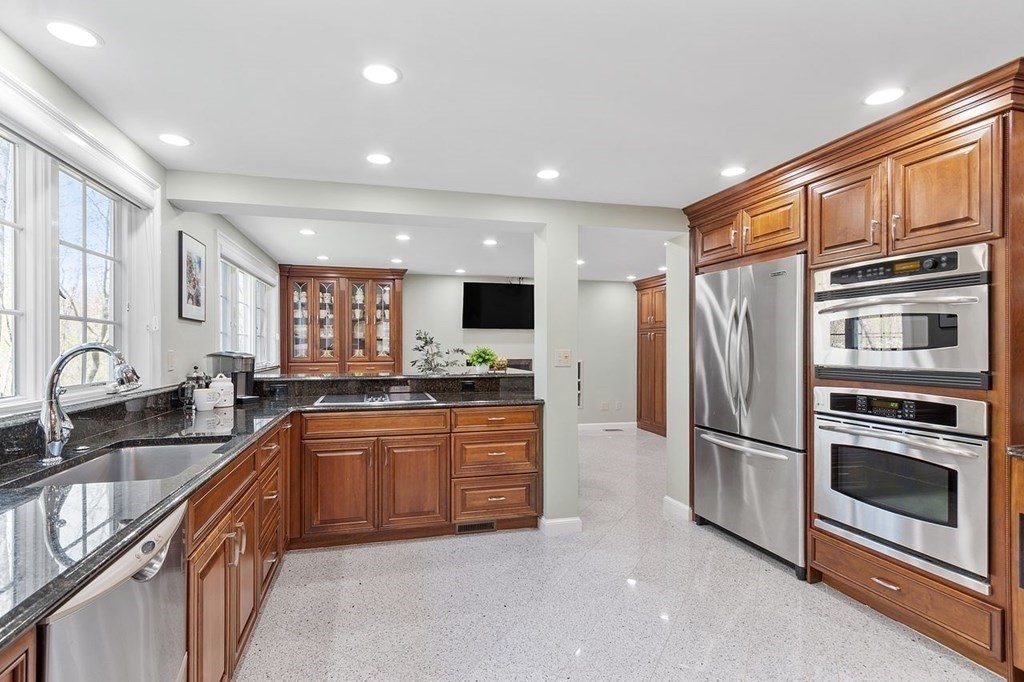 23 Pillings Pond Road