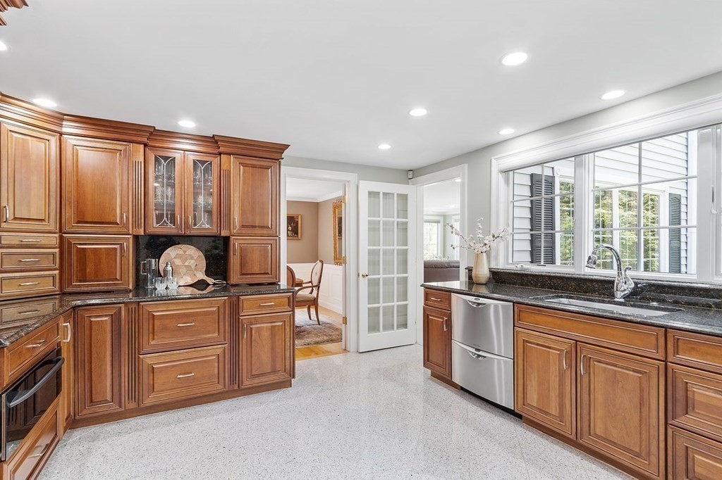 23 Pillings Pond Road