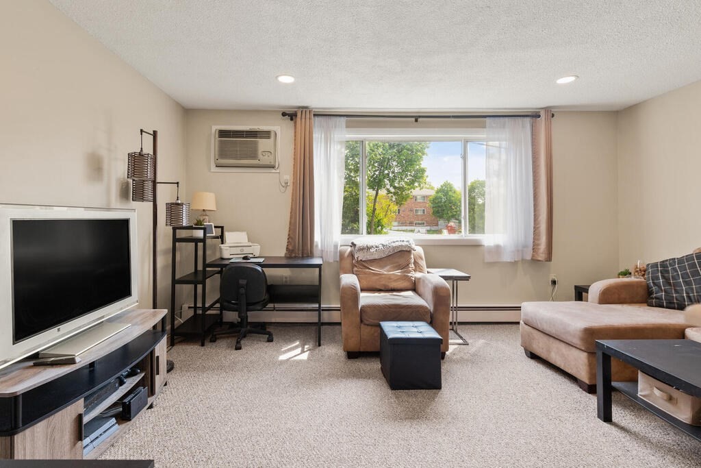 62 Purchase St Unit: B2