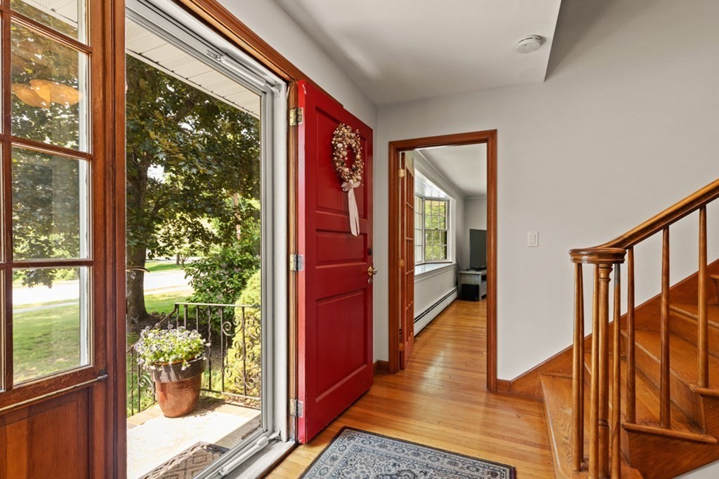 8 Candlewood Rd