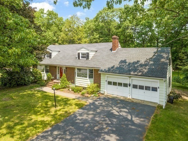 8 Candlewood Rd