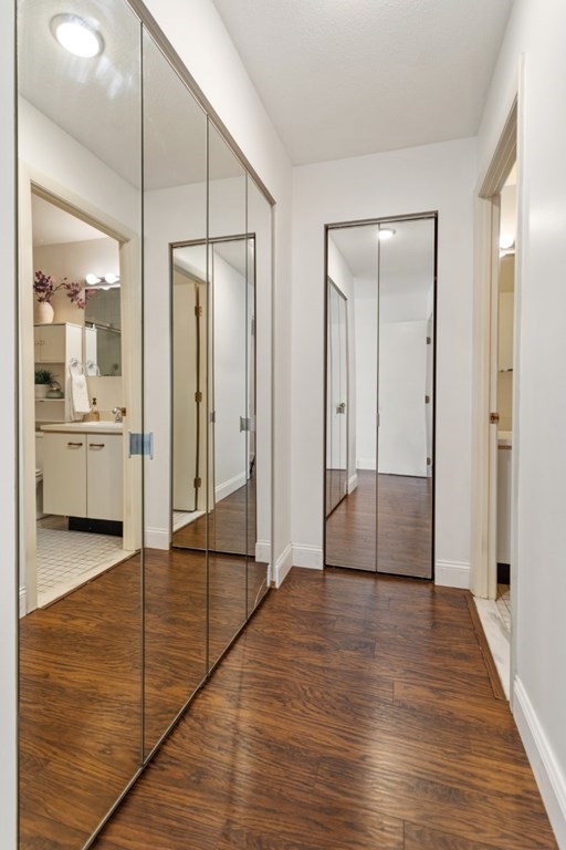 4 Summit Drive Unit: 001