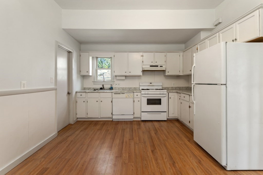 40-42 Bancroft Avenue