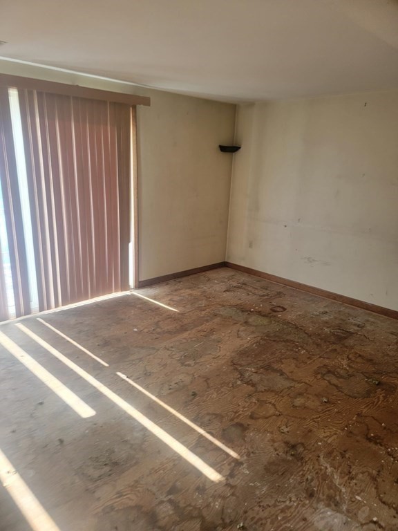 18 Christopher Dr Unit: 18