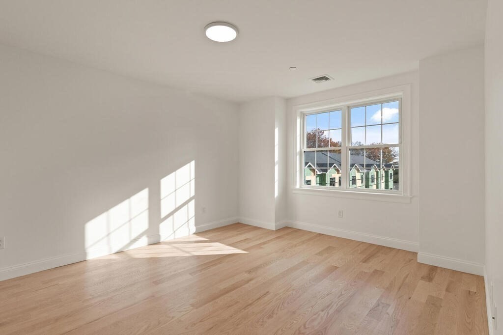 68 Prospect St Unit: 16