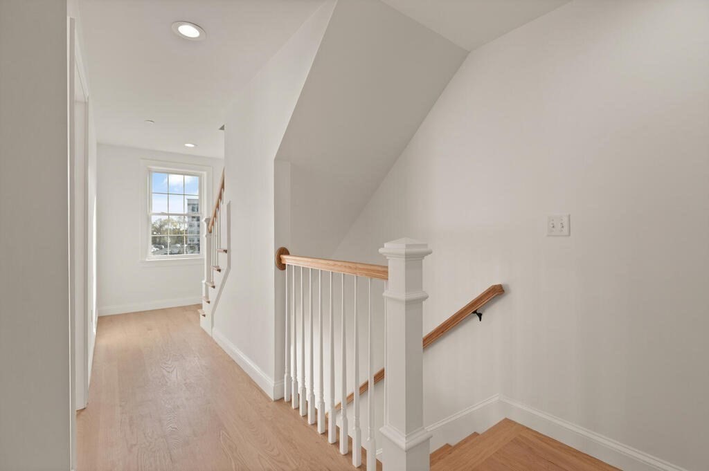 68 Prospect St Unit: 16