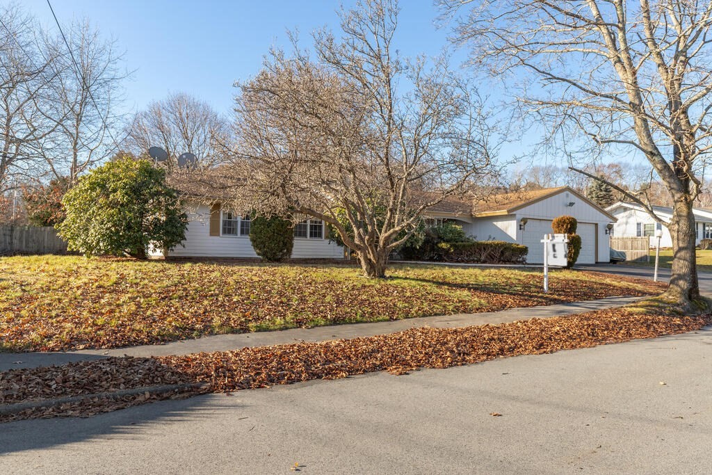 4 Waldens Hill Drive