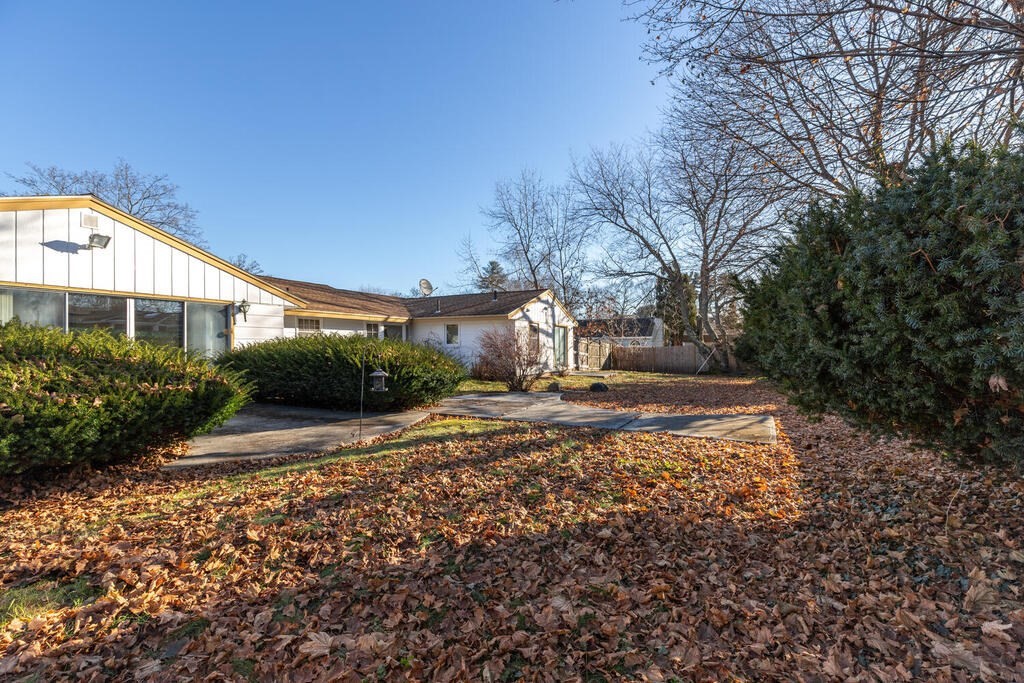 4 Waldens Hill Drive