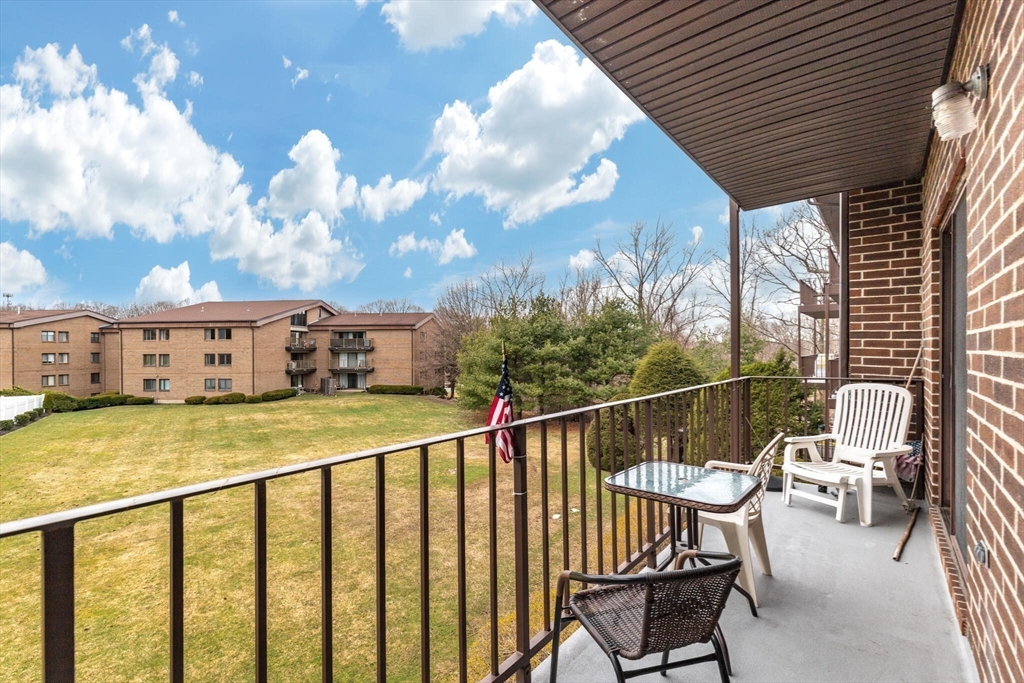 5 Ledgewood Way # 15