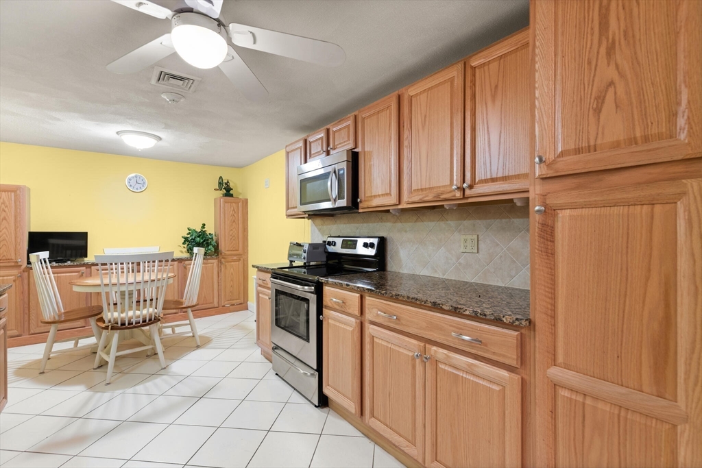 5 Ledgewood Way # 15