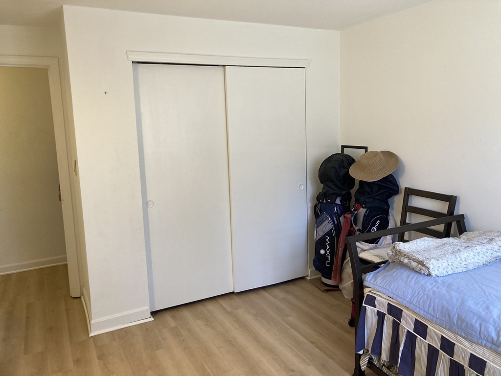 6 Greenbriar Dr # 110