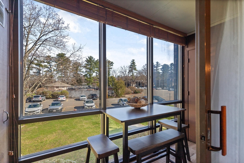 1 Greenbriar Dr # 202