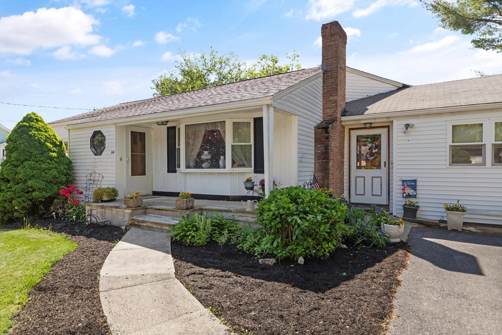 64 Howard St