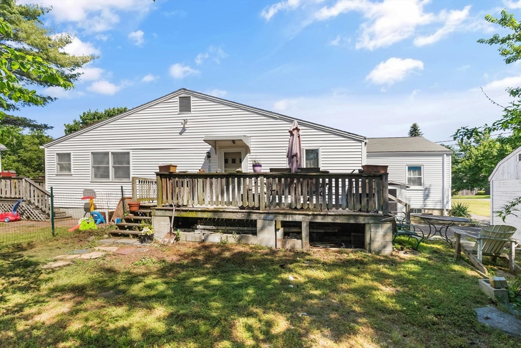 64 Howard St