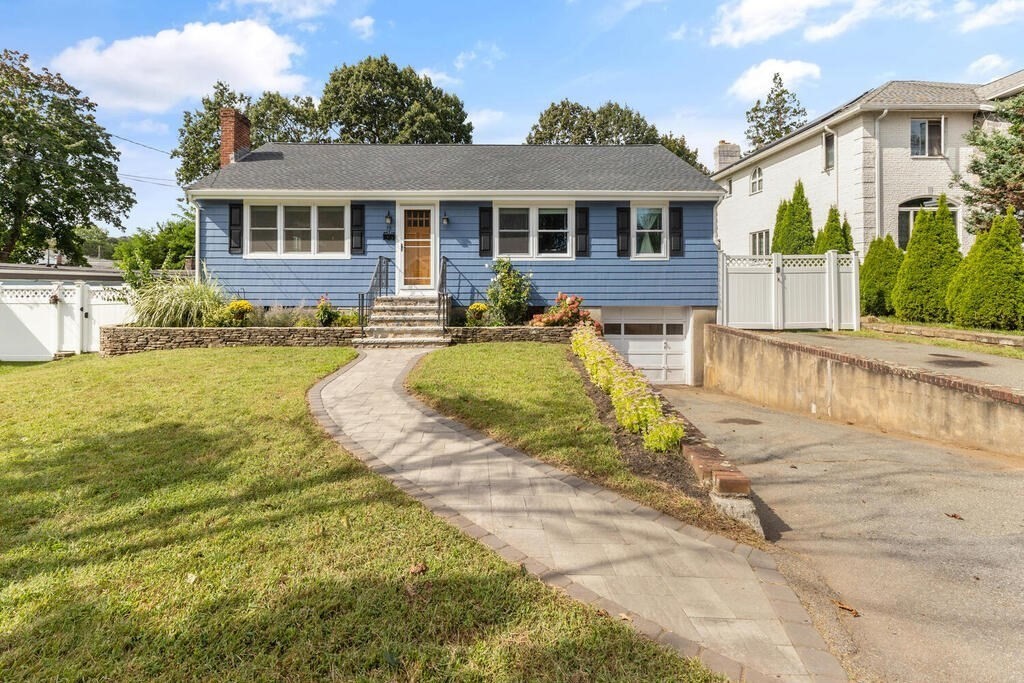 36 Oak Street