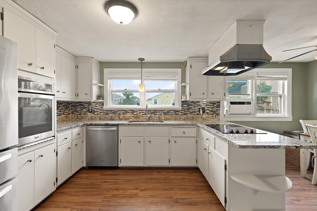 39 Venice Ave