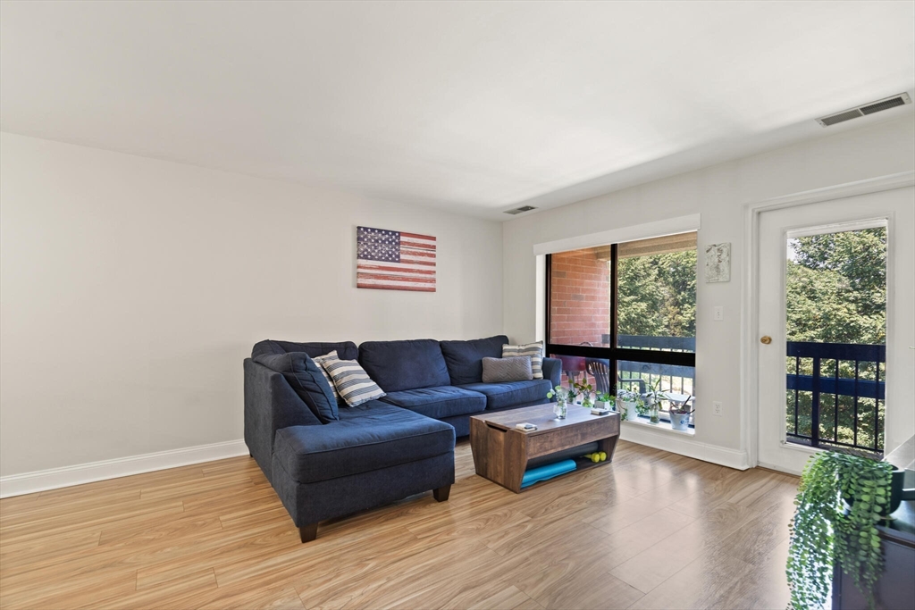 4 Summit Drive # 414