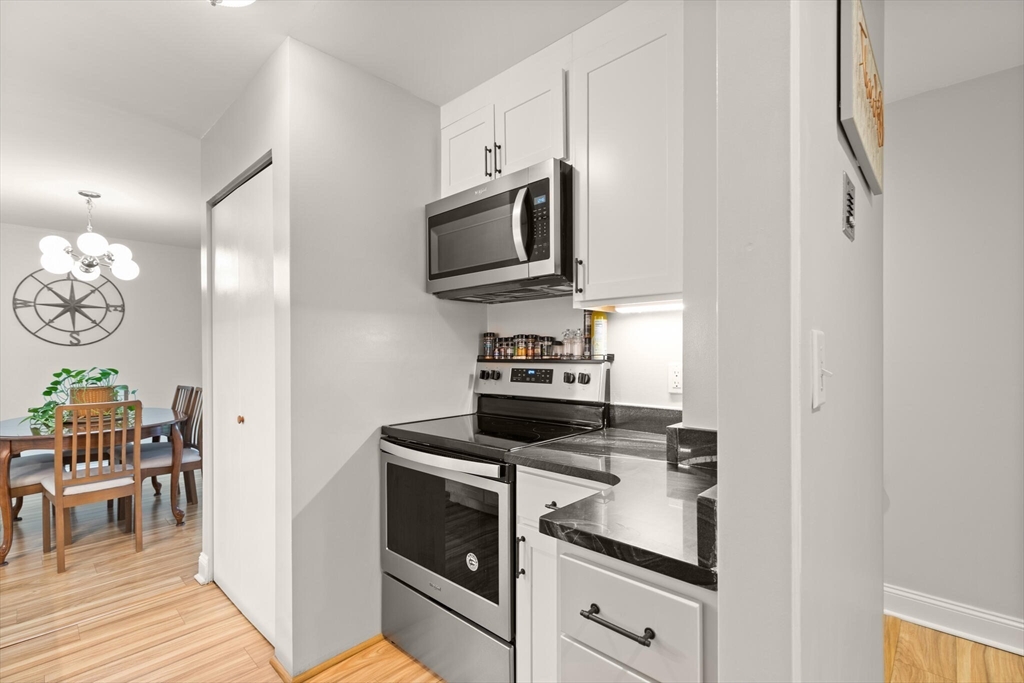 4 Summit Drive # 414