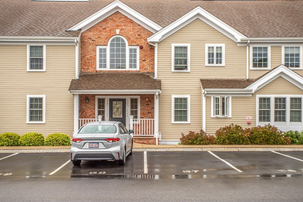 410 Salem Street # 1305