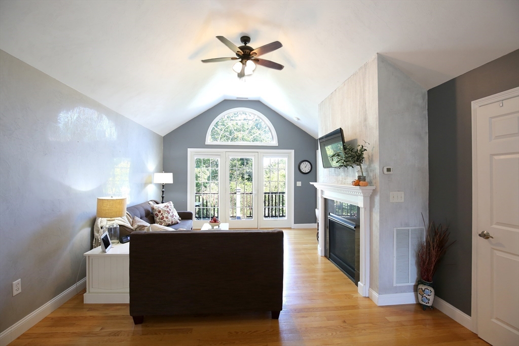 410 Salem Street # 1305