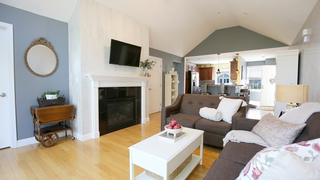 410 Salem Street # 1305