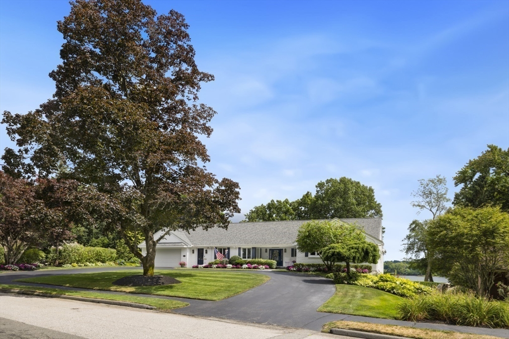 116 Locksley Road