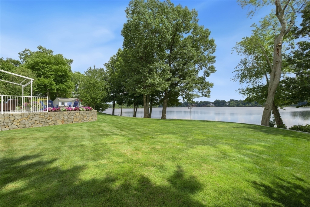 116 Locksley Road