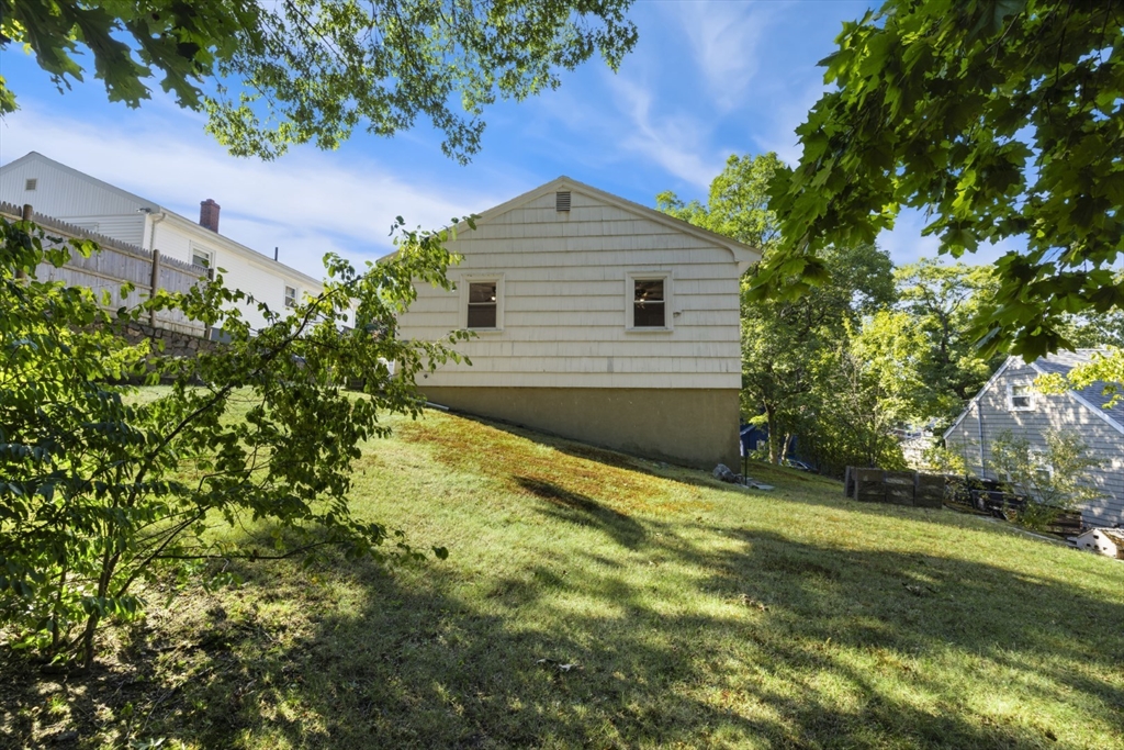 8 Hayes Street